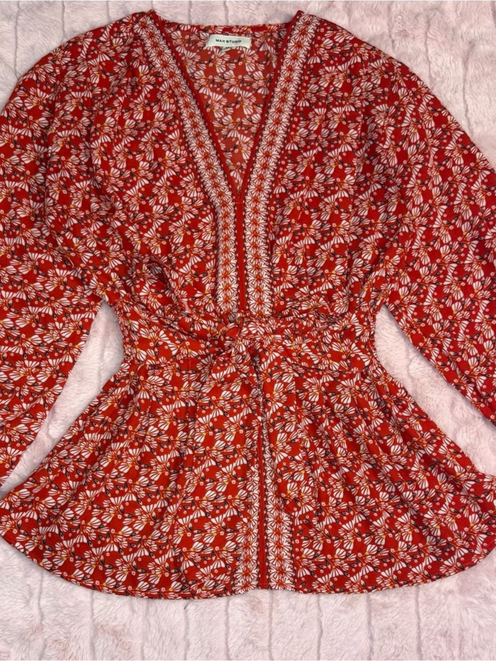 Max Studio - Red Floral V-Neck Puff-Sleeve Top with Tied Waist - Size XS